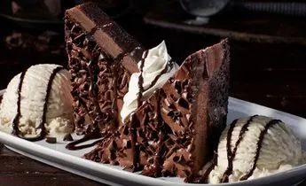 Longhorn Chocolate Stampede in Longhorn Steakhouse Desserts Menu